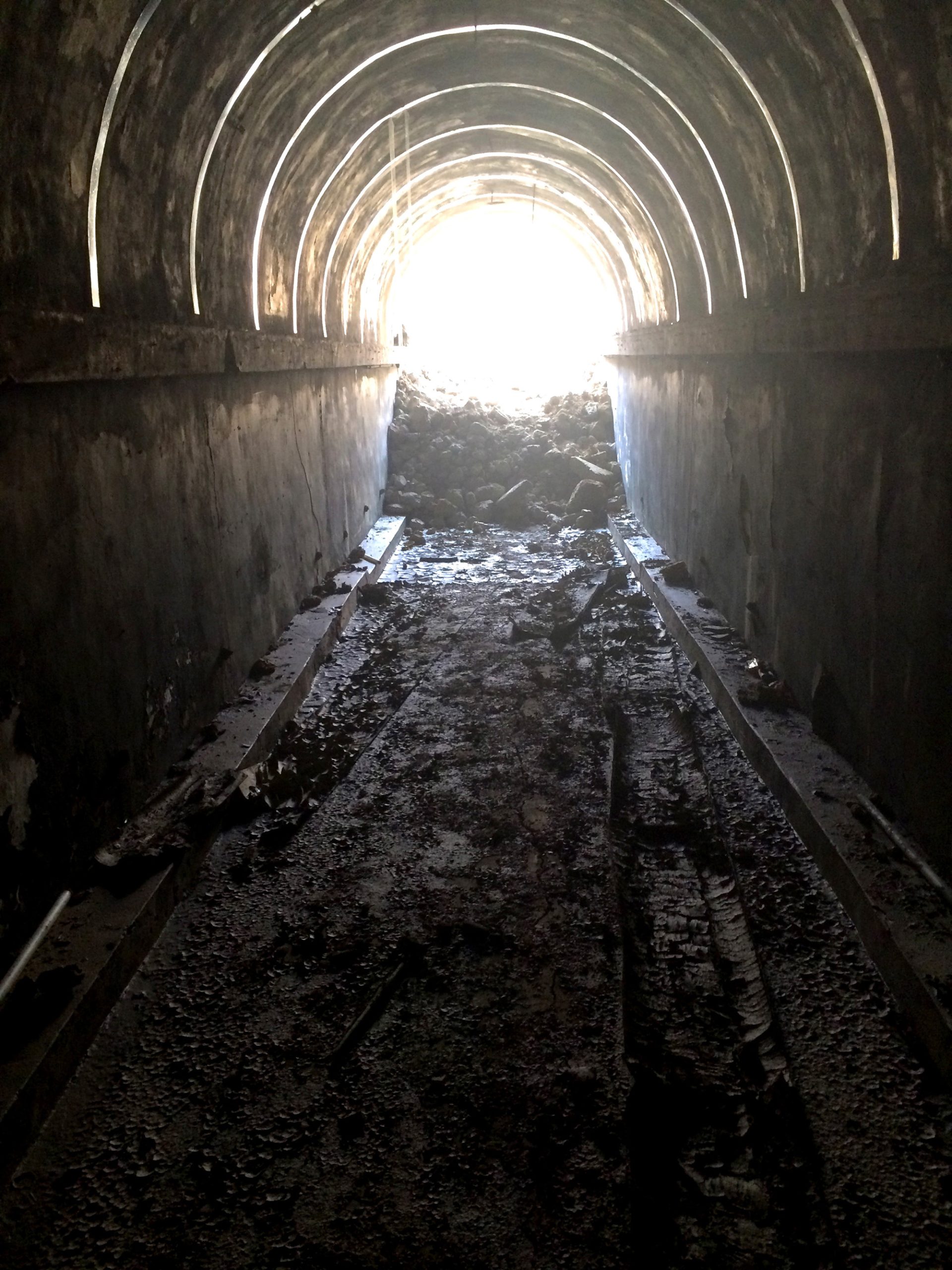 台中霧峰北溝故宮文物典藏山洞